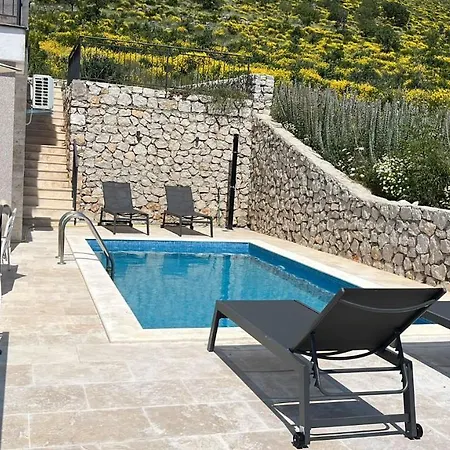 Villa Family Vacation Rezevici *