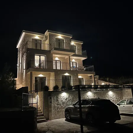 Family Vacation Rezevici Villa