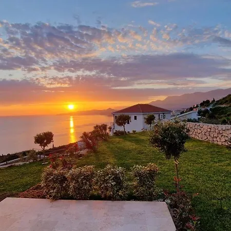 فيلة Family Vacation Rezevici